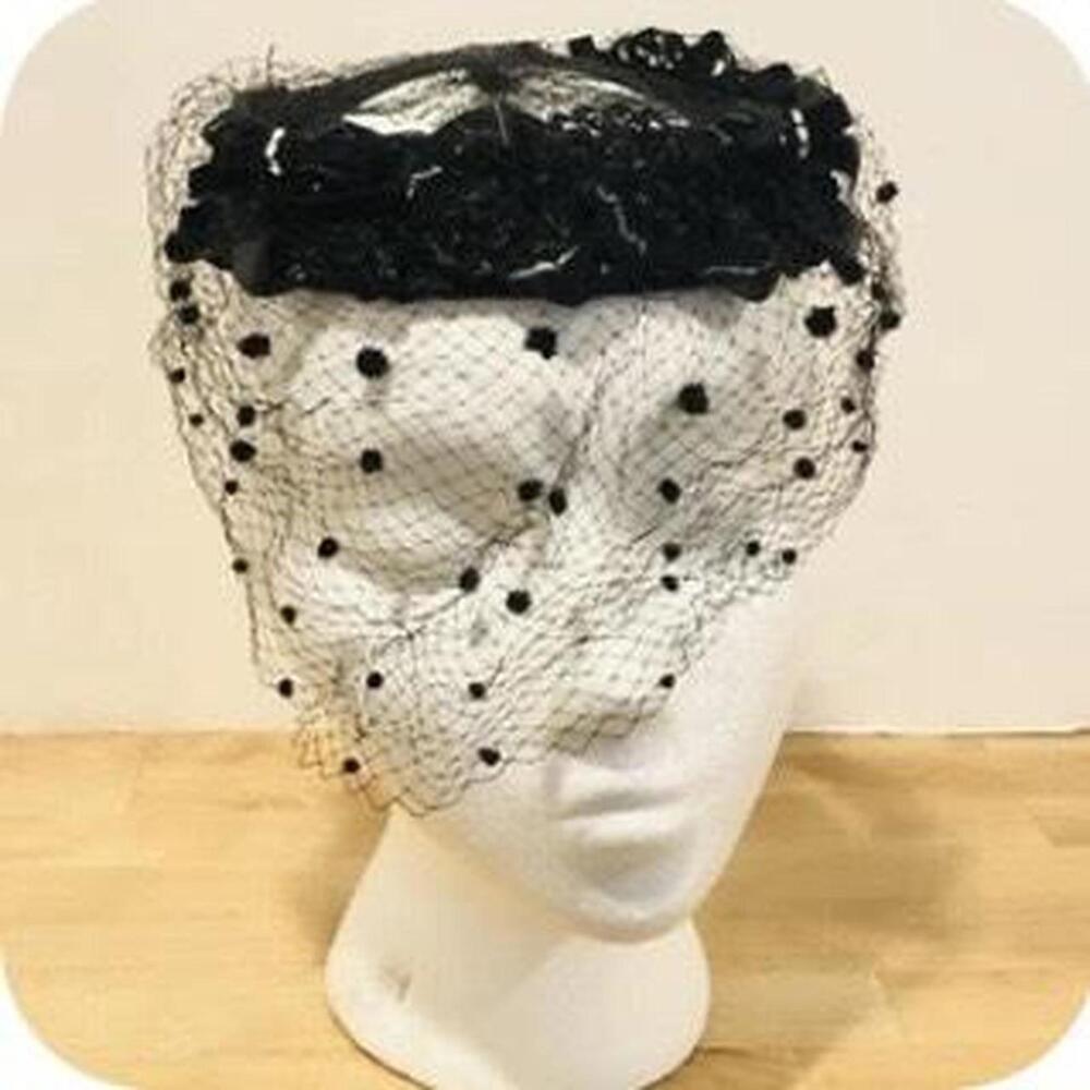 1940’s Black Gothic Straw Velvet Bow Rhinestone Net Veil Hat Headpiece